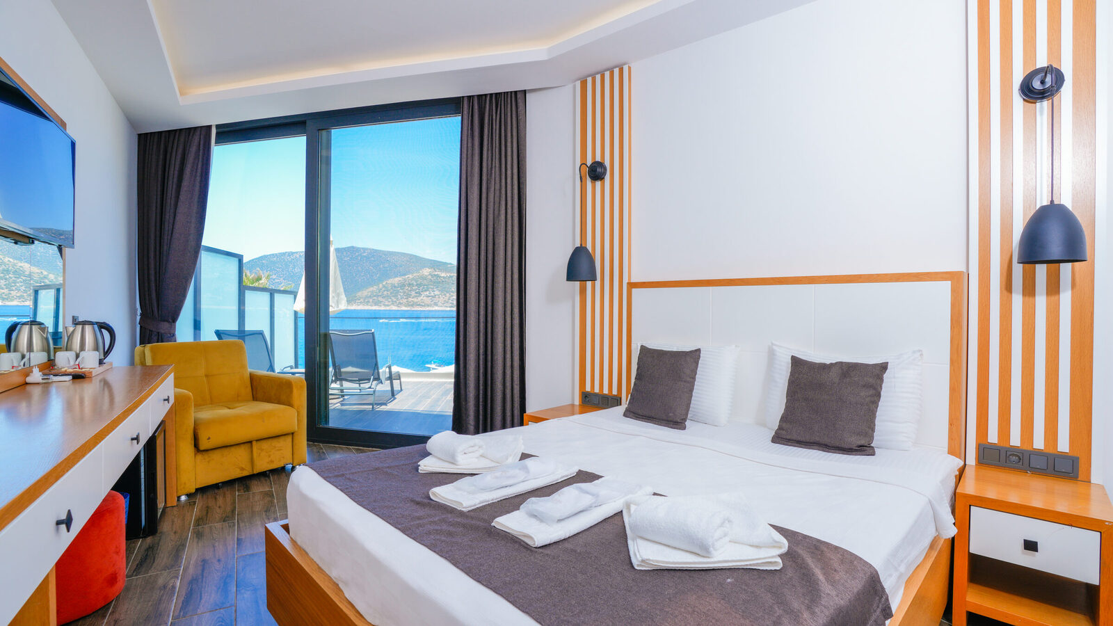 Süper Deluxe Jakuzili Deniz Manzaralı Oda